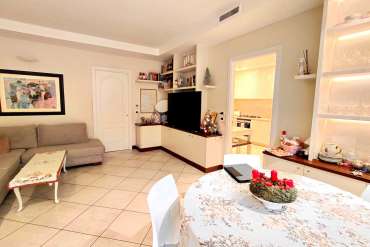 VENDESI TRILOCALE ARREDATO CON GIARDINO - CONCESIO